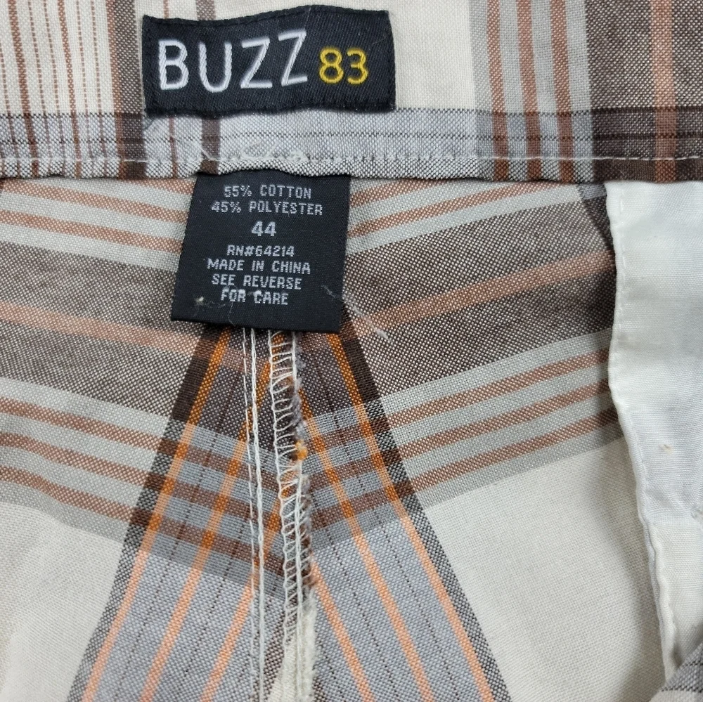 BUZZ 83 Men's Plaid Bermuda Shorts‎